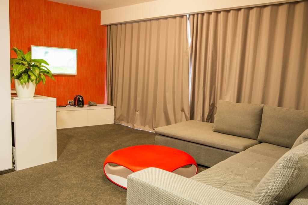 Hotel Tempo Târgu-Mureş Δωμάτιο φωτογραφία