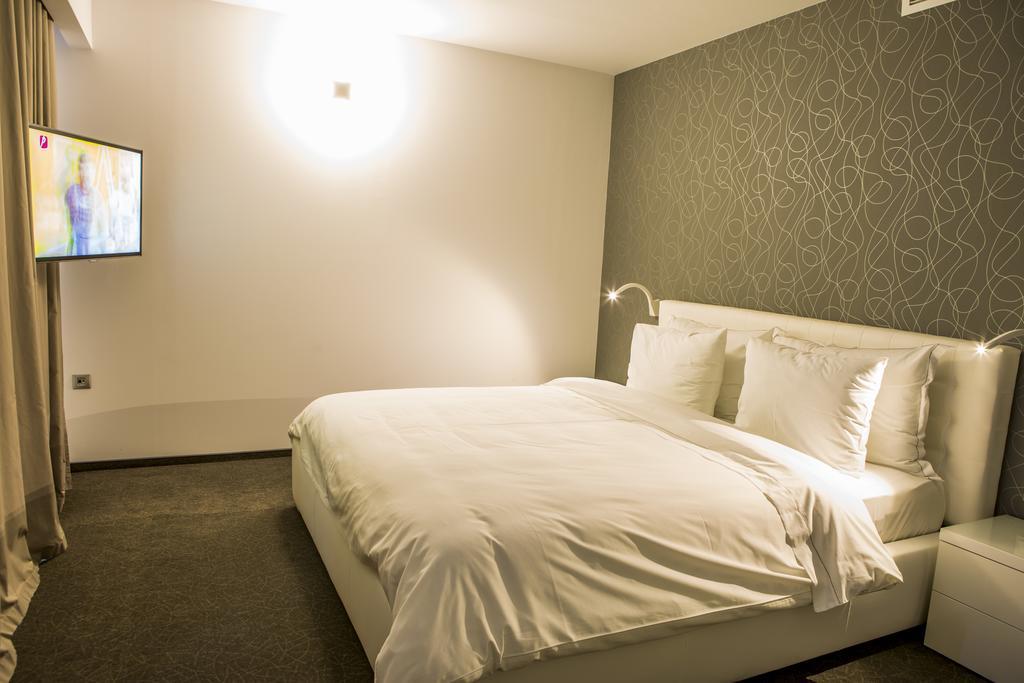 Hotel Tempo Târgu-Mureş Εξωτερικό φωτογραφία