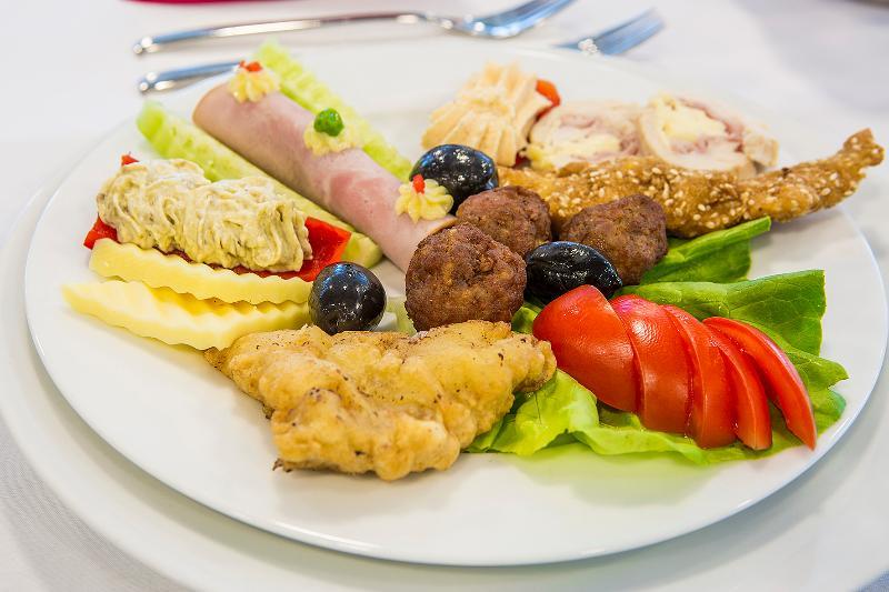 Hotel Tempo Târgu-Mureş Εξωτερικό φωτογραφία